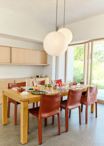 2 Volute Wine Glasses