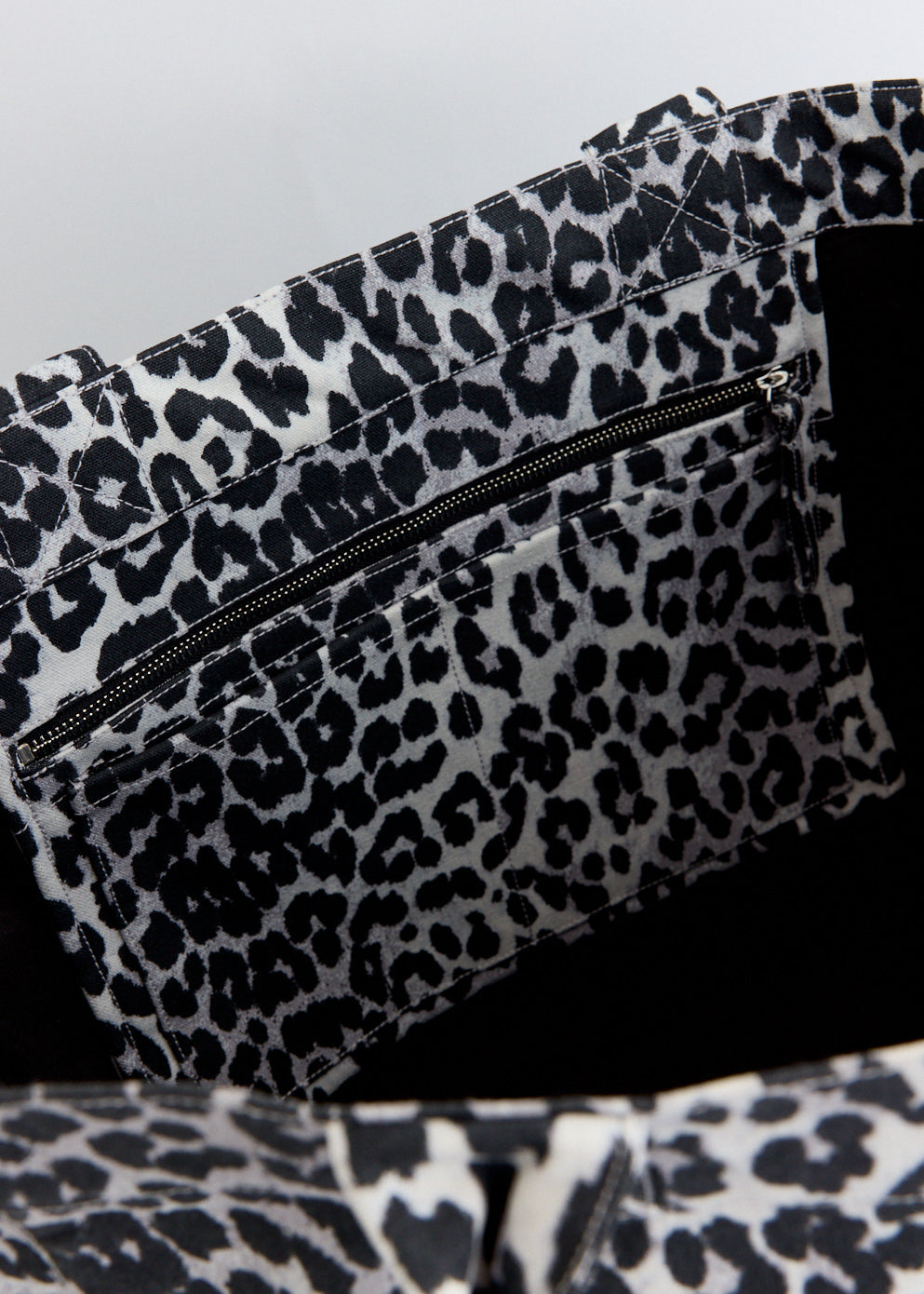 Shopper XXL Printed Sequin Tote