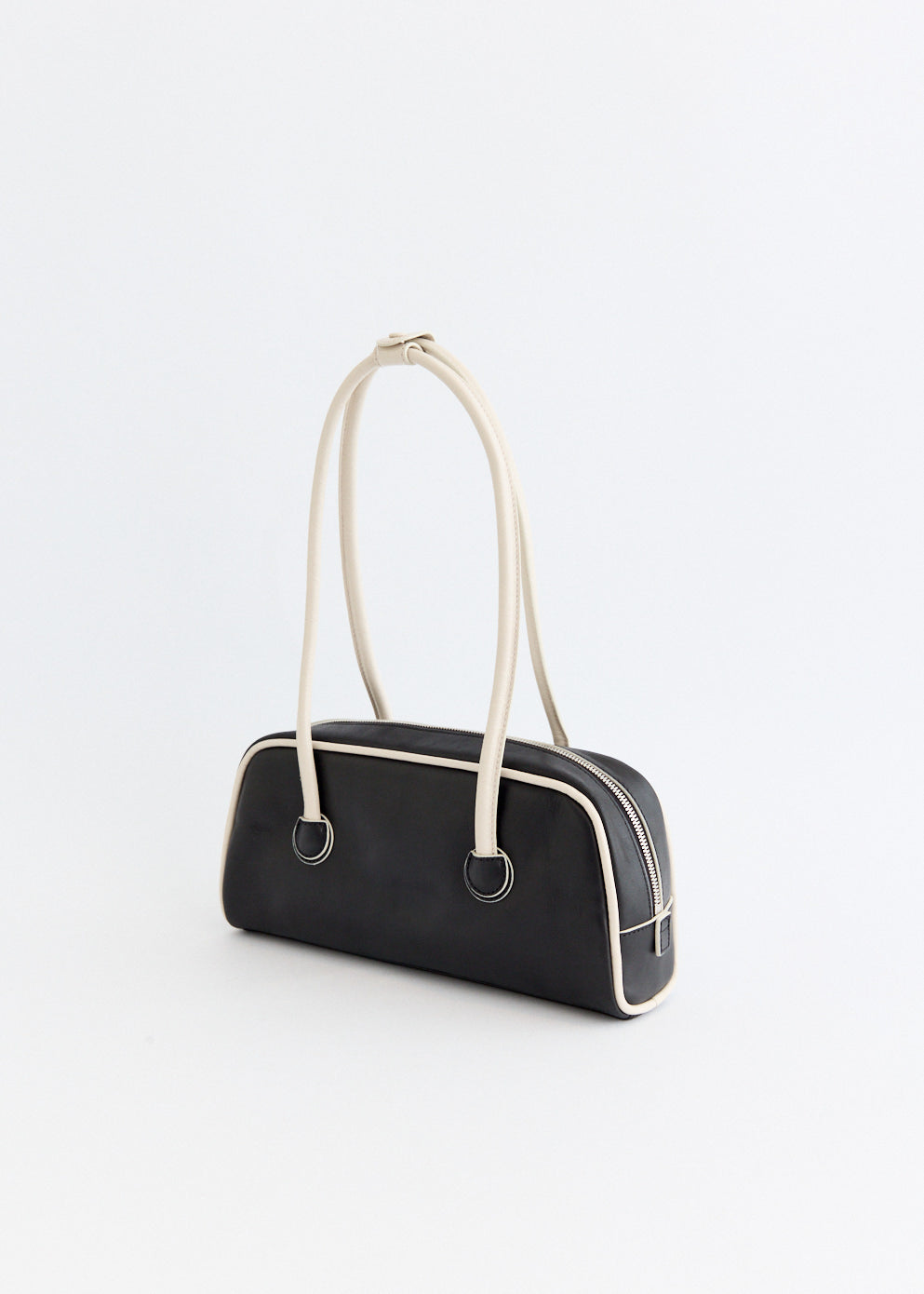 Soft Baguette Bag With Piping