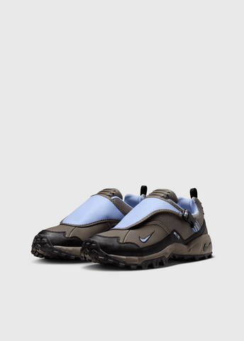 ACG Phassad 'Cave Stone Aluminium' Sneakers