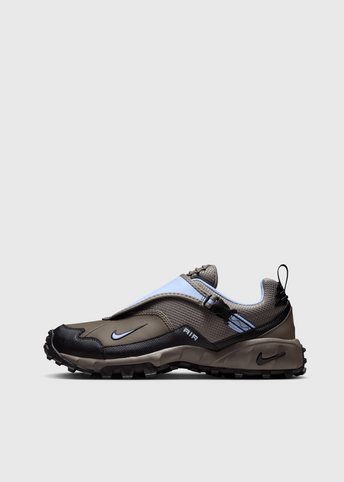 ACG Phassad 'Cave Stone Aluminium' Sneakers