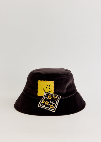 Velveteen Bucket Hat (PECKISH RAINBOWY)