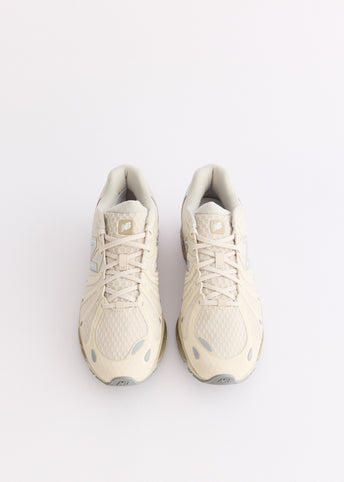 MADE in USA 990v4 'Linen Punch Yellow' Sneakers