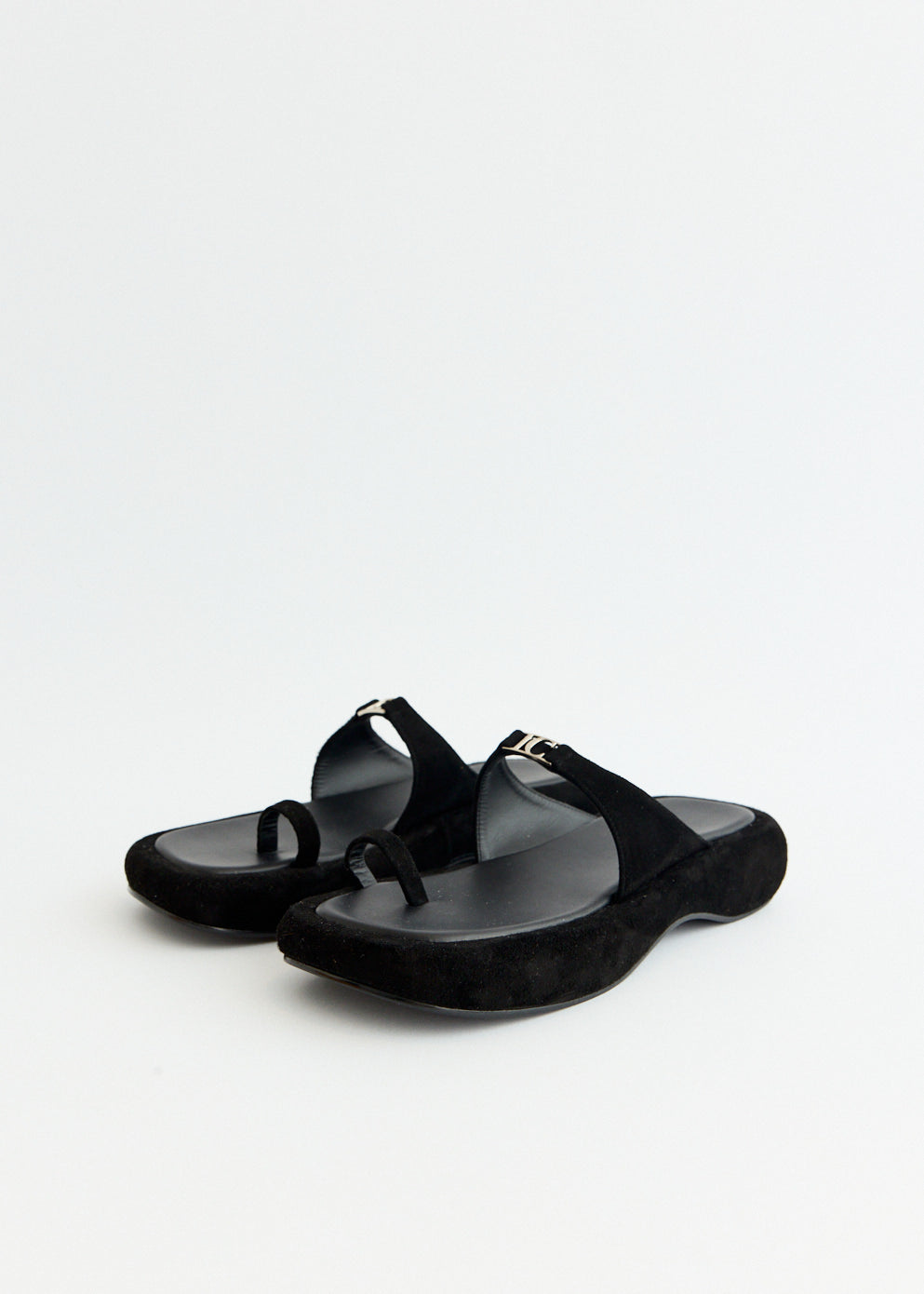Logo Toe Loop Flip Flops