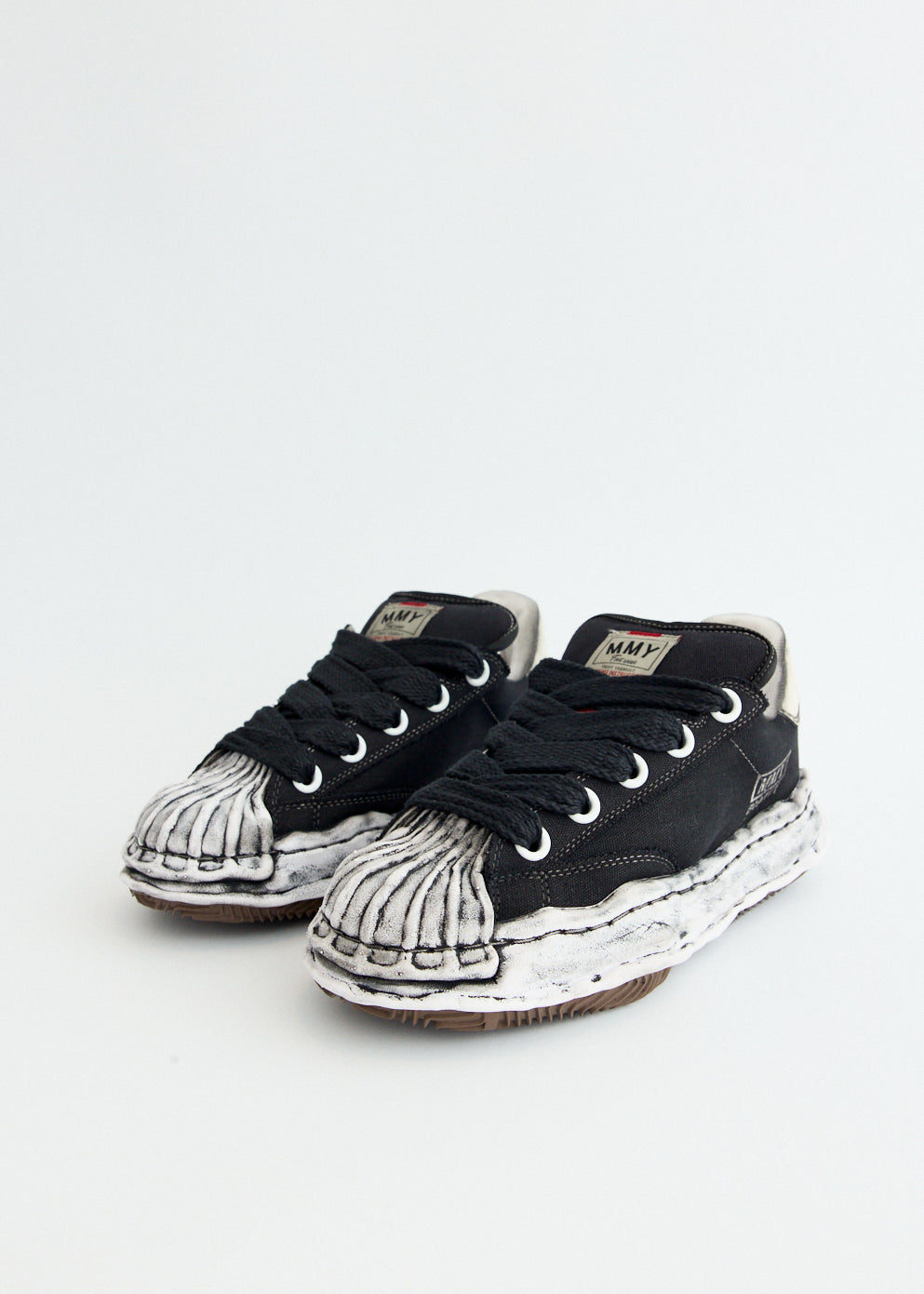 Blakey Low Top Sneakers