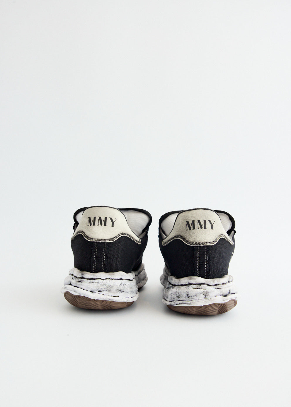 Blakey Low Top Sneakers