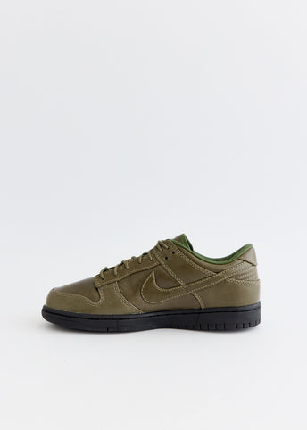 Dunk Low Retro Premium 'Army Olive' Sneakers Dunk Low Retro Premium 'Army Olive' Sneakers