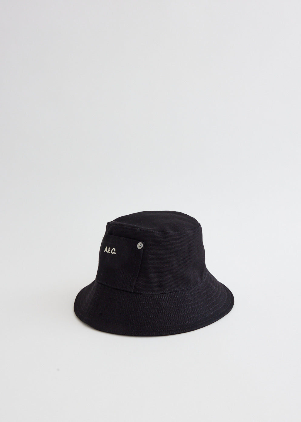 Thais Bucket Hat