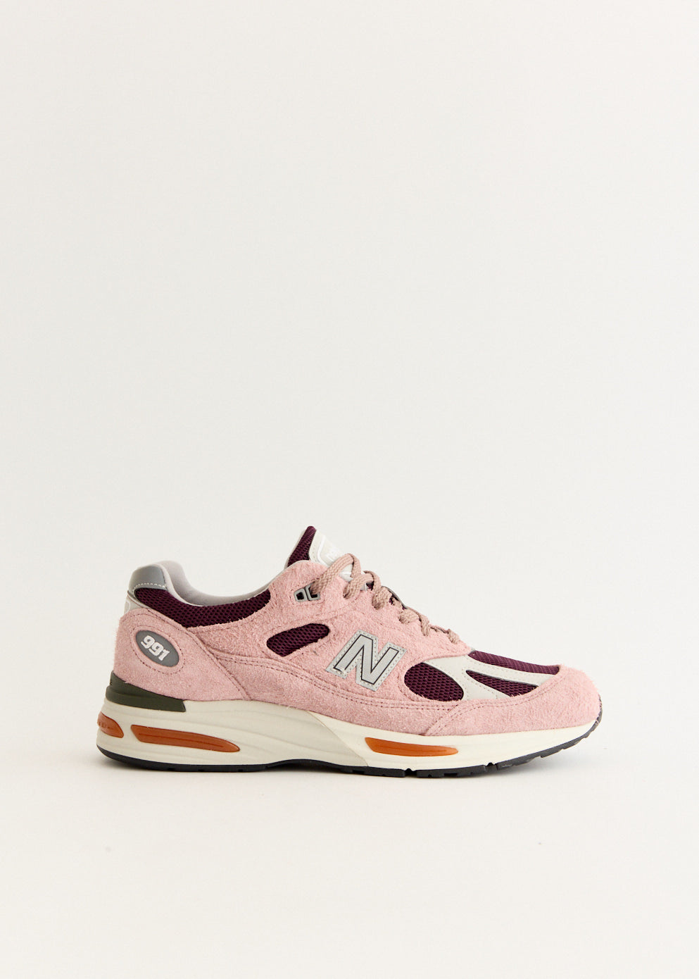 MADE in UK 991v2 'Deauville Mauve' Sneakers