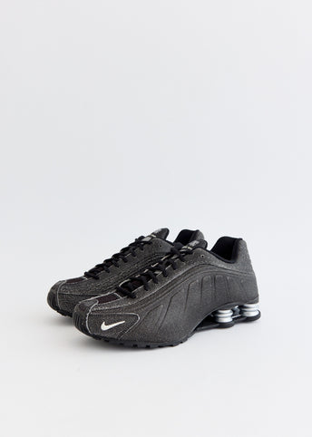 Shox R4 'Distressed Leather' Sneakers