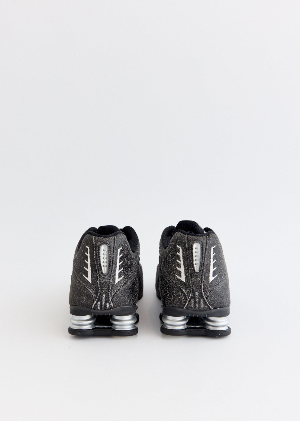 Shox R4 'Distressed Leather' Sneakers