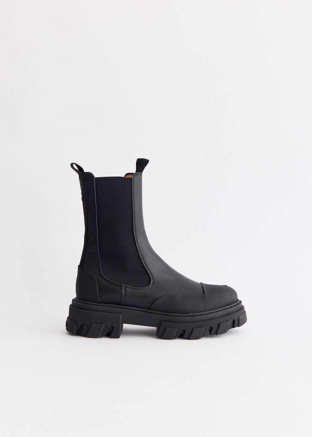 Mid Chelsea Boots