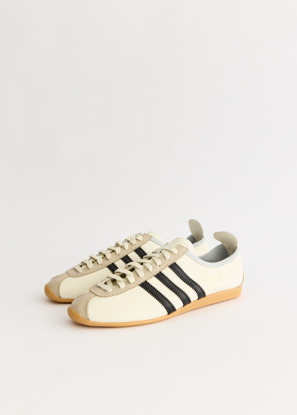 Japan 'Off White' Sneakers
