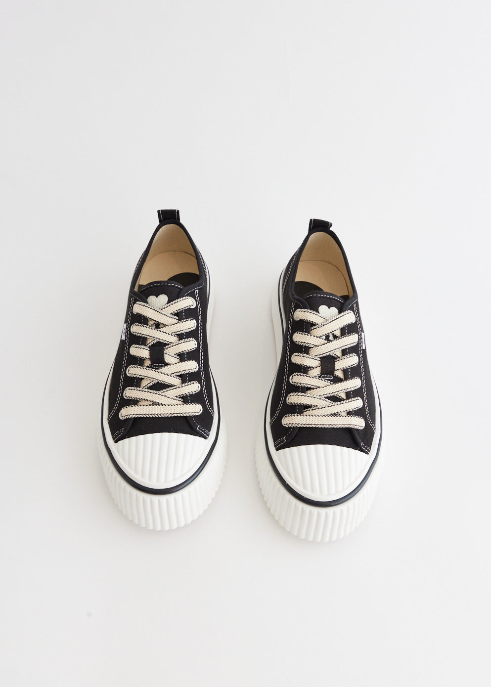 Low Top Ami Sneakers