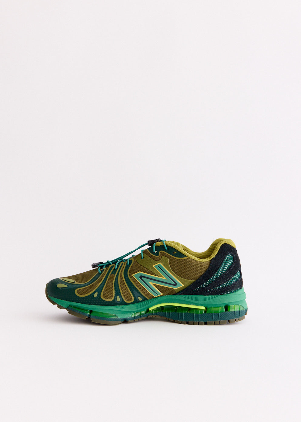 1890 'Nordic Green' Sneakers