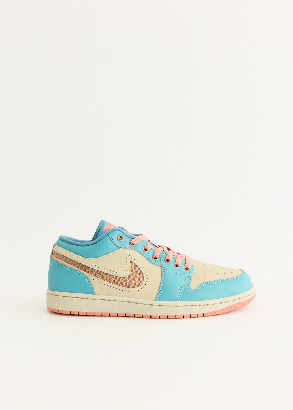 Air Jordan 1 Low SE 'Denim Turquoise' Sneakers