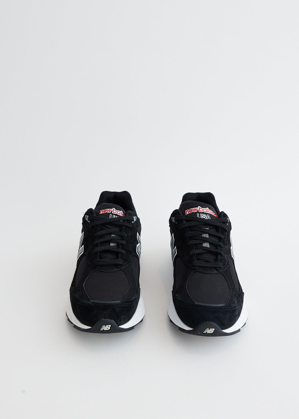 990v3 'Black' Sneakers