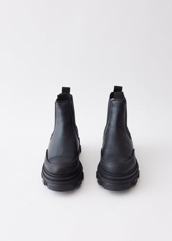 Low Chelsea Boots