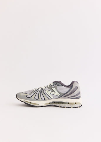 1890 'Grey Days' Sneakers