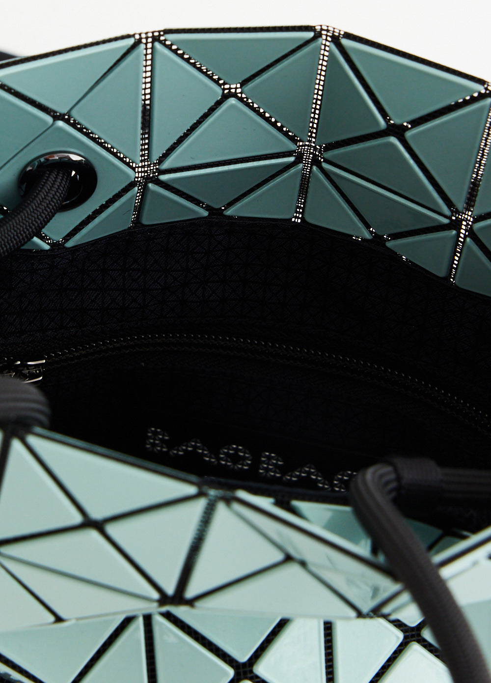 Wring Gloss Bag
