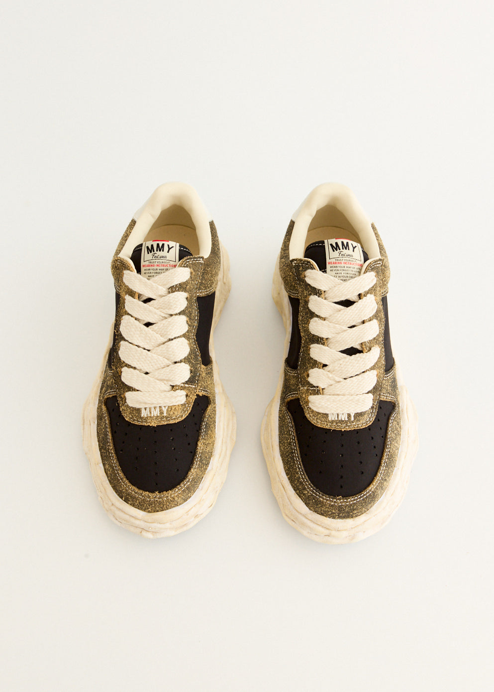 Wayne Low Sneakers
