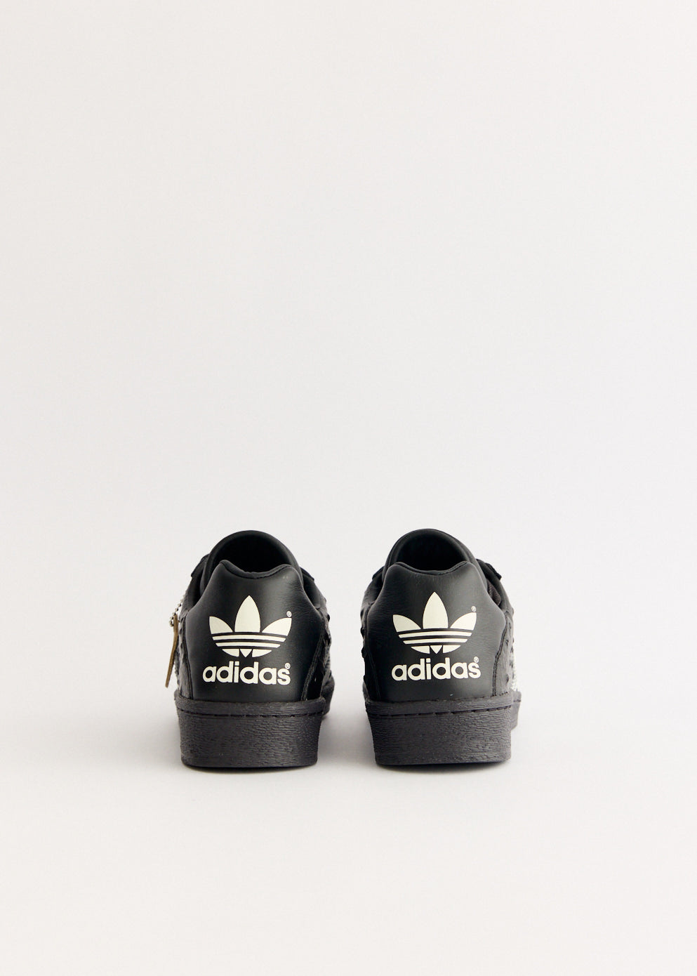 Ultrastar MiG 'Core Black' Sneakers