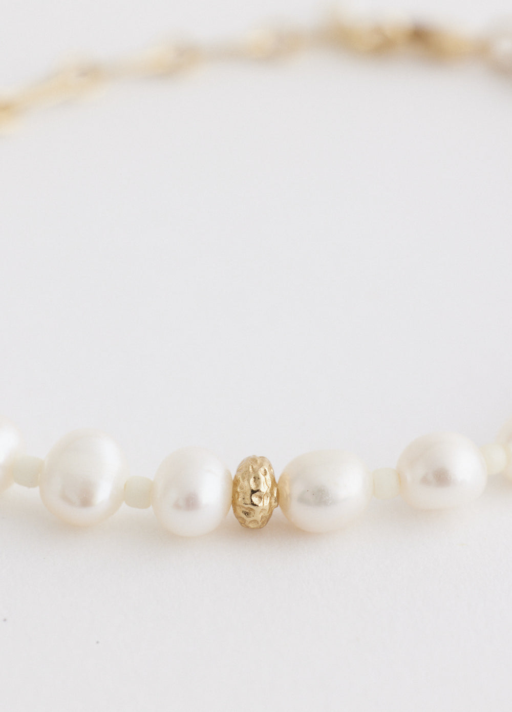 Stellar Pearly Bracelet