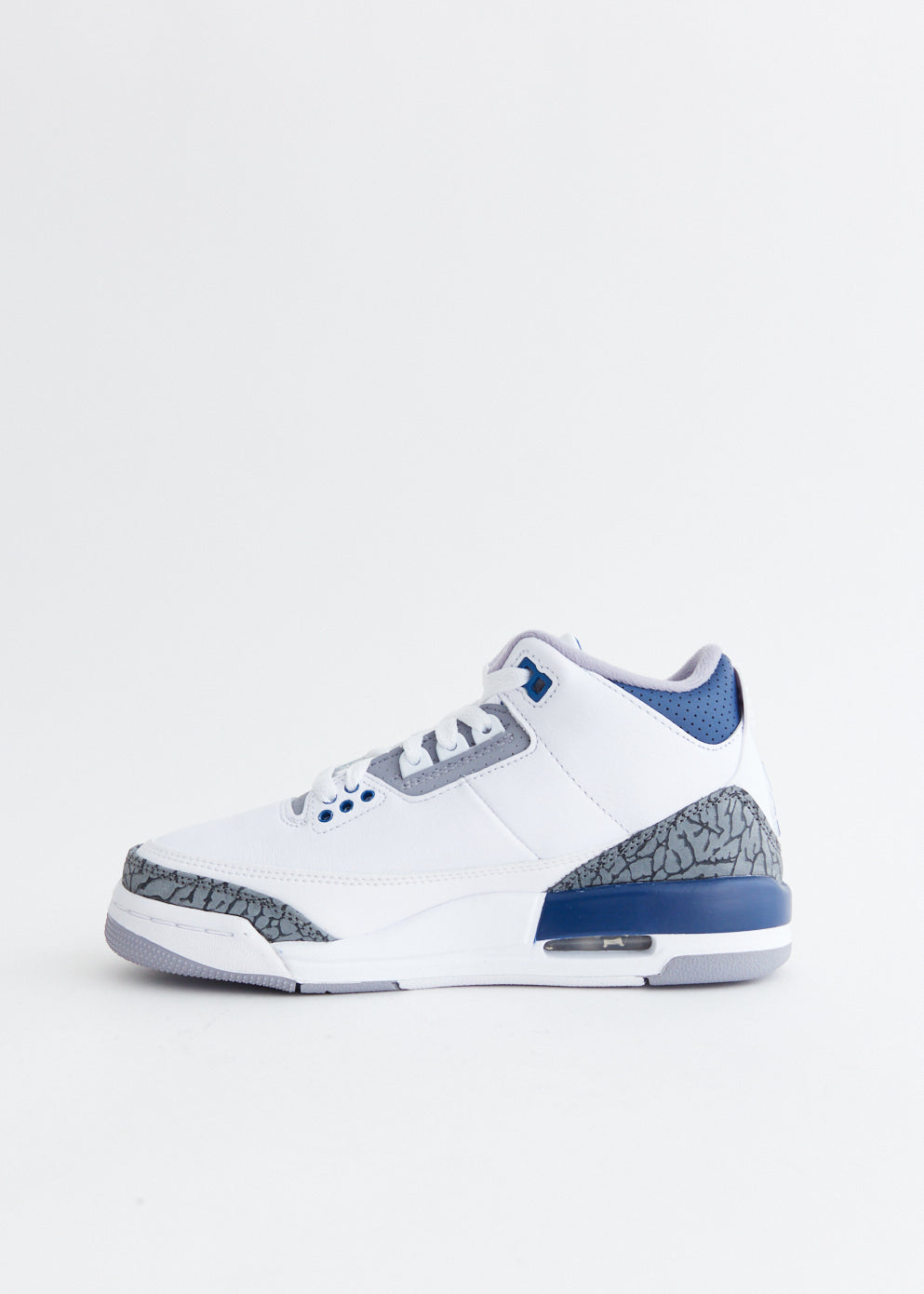 Air Jordan 3 Retro 'Midnight Navy' Sneakers (GS)