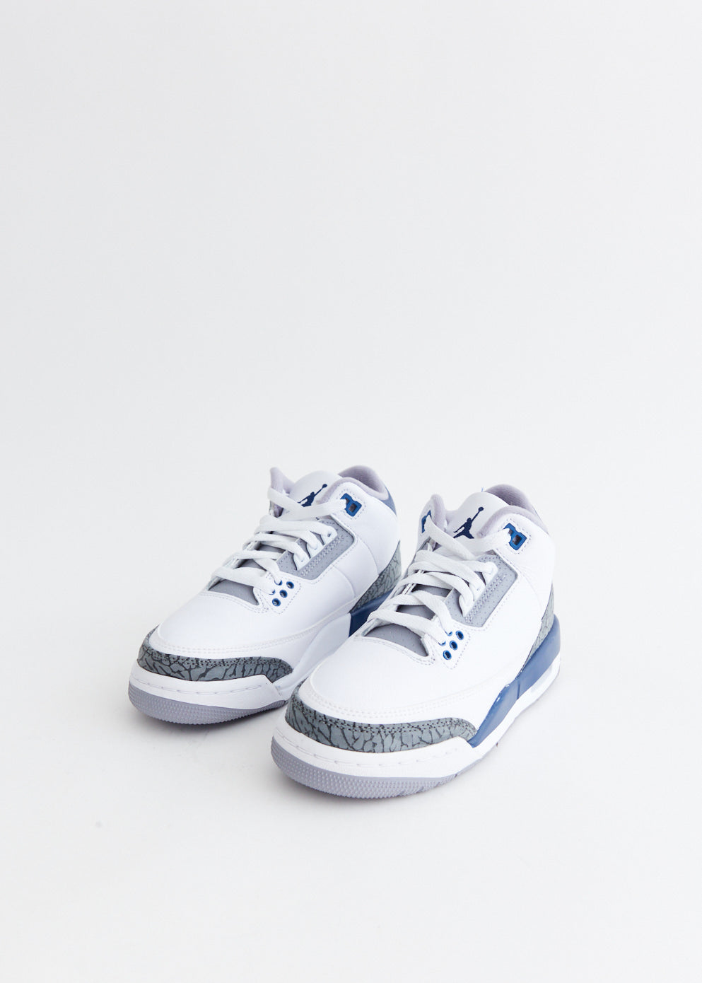 Air Jordan 3 Retro 'Midnight Navy' Sneakers (GS)
