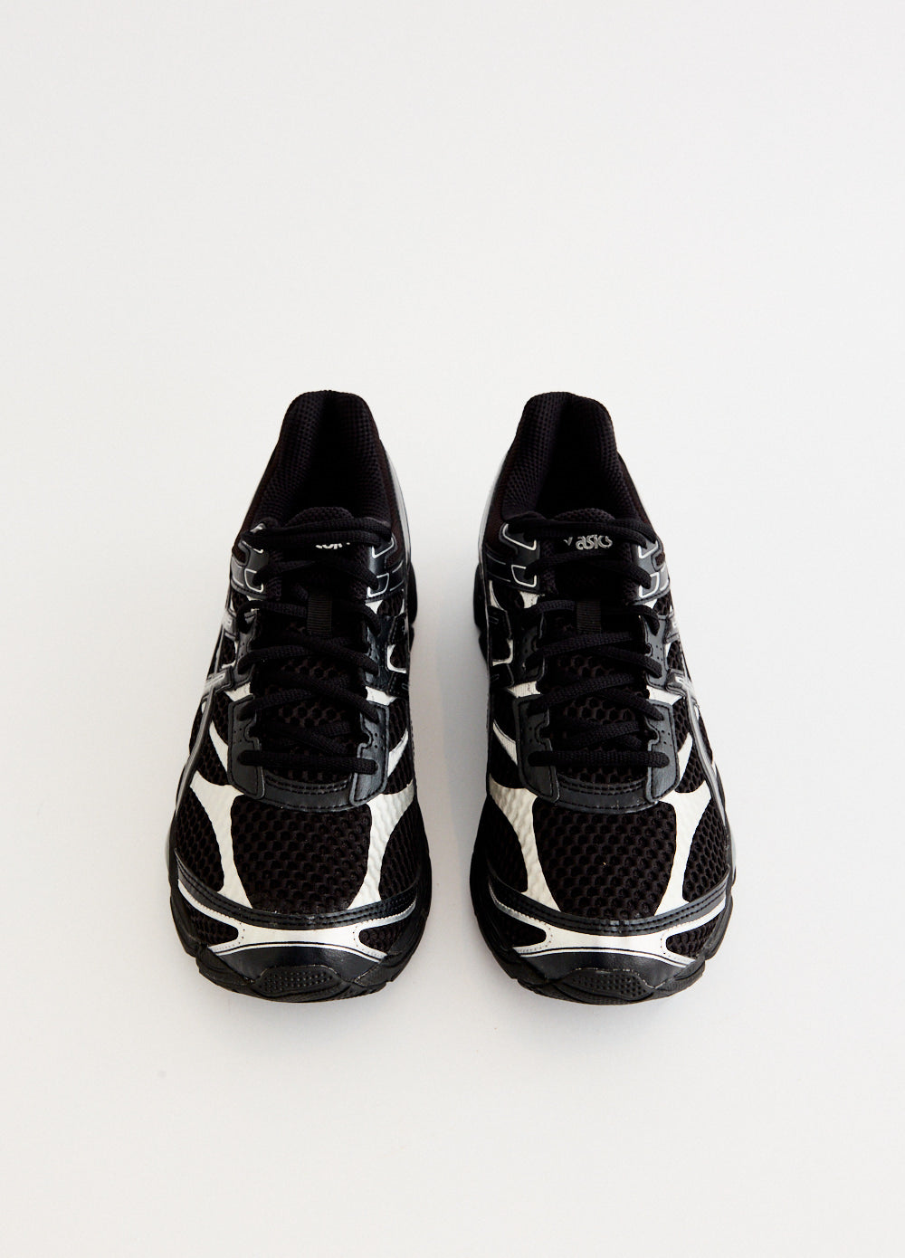 Gel-Cumulus 16 'Black' Sneakers