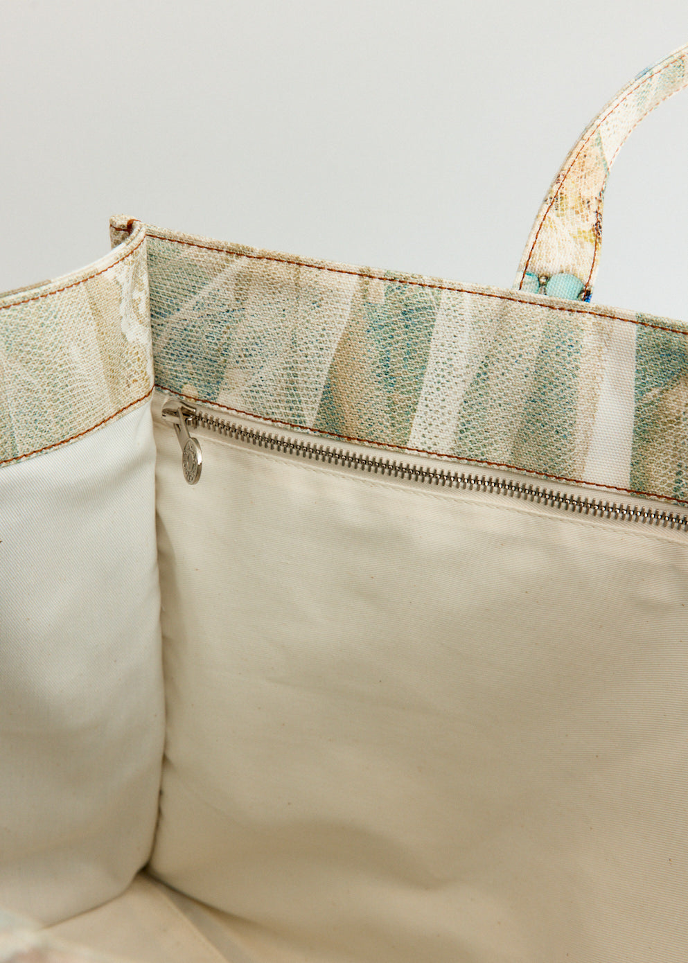 Logo Shoulder Tote Bag
