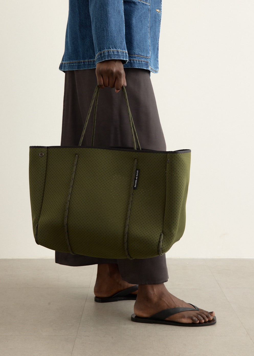 Escape Tote