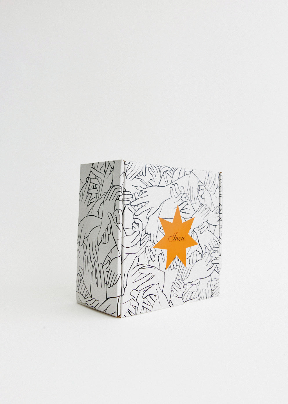 Incu Exclusive In Good Hands Gift Set
