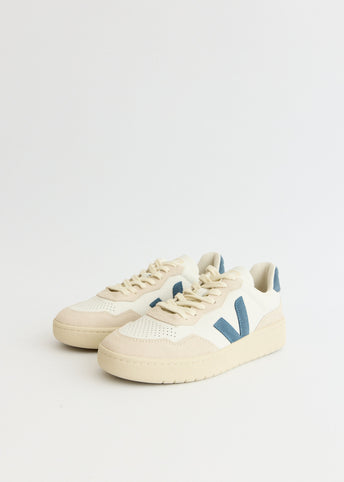 V-90 Sneakers