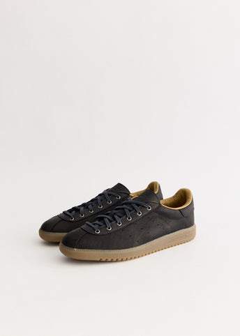 Tobacco Super 'Core Black' Sneakers