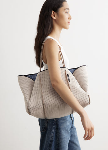 Escape Tote