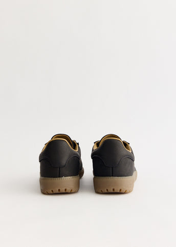Tobacco Super 'Core Black' Sneakers