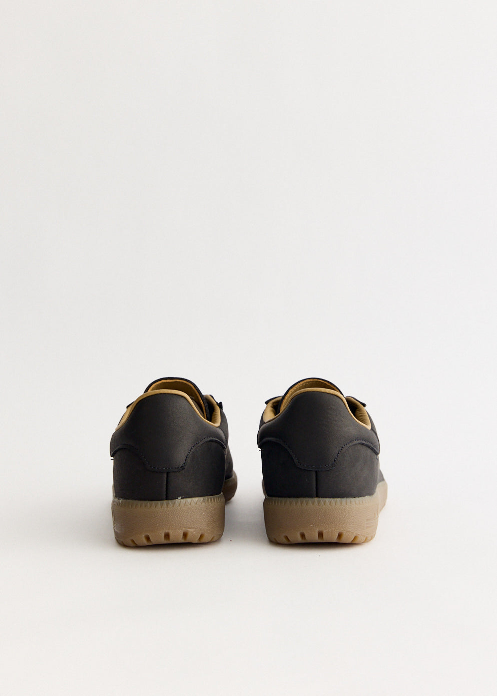 Tobacco Super 'Core Black' Sneakers
