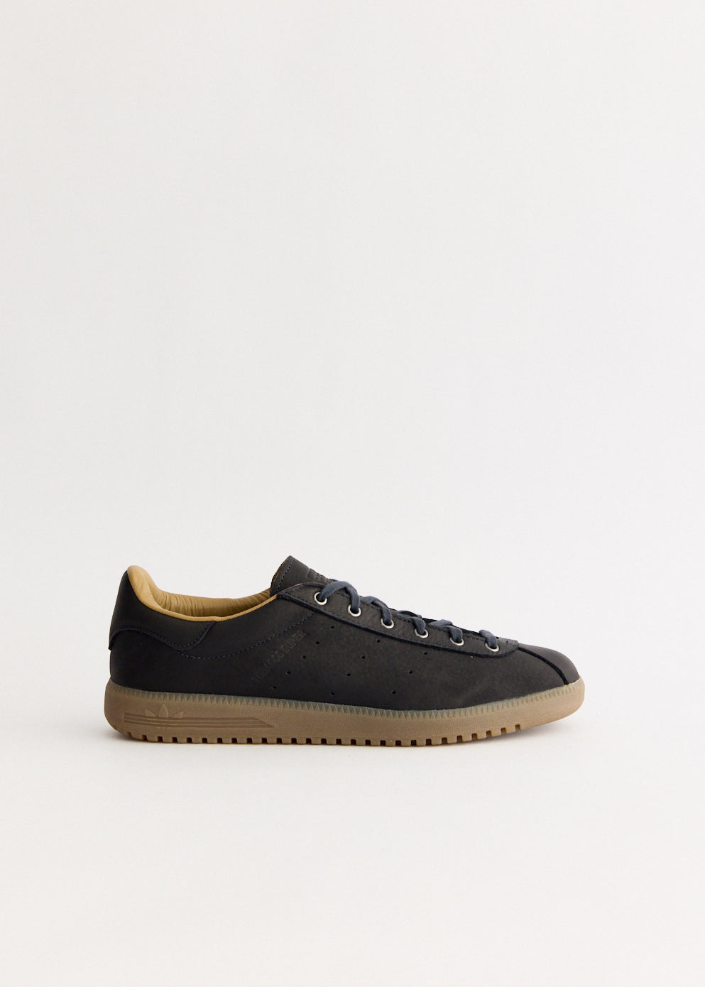 Tobacco Super 'Core Black' Sneakers