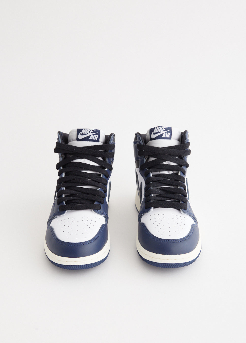Air Jordan Retro High OG 'Midnight Navy' Sneakers (GS)