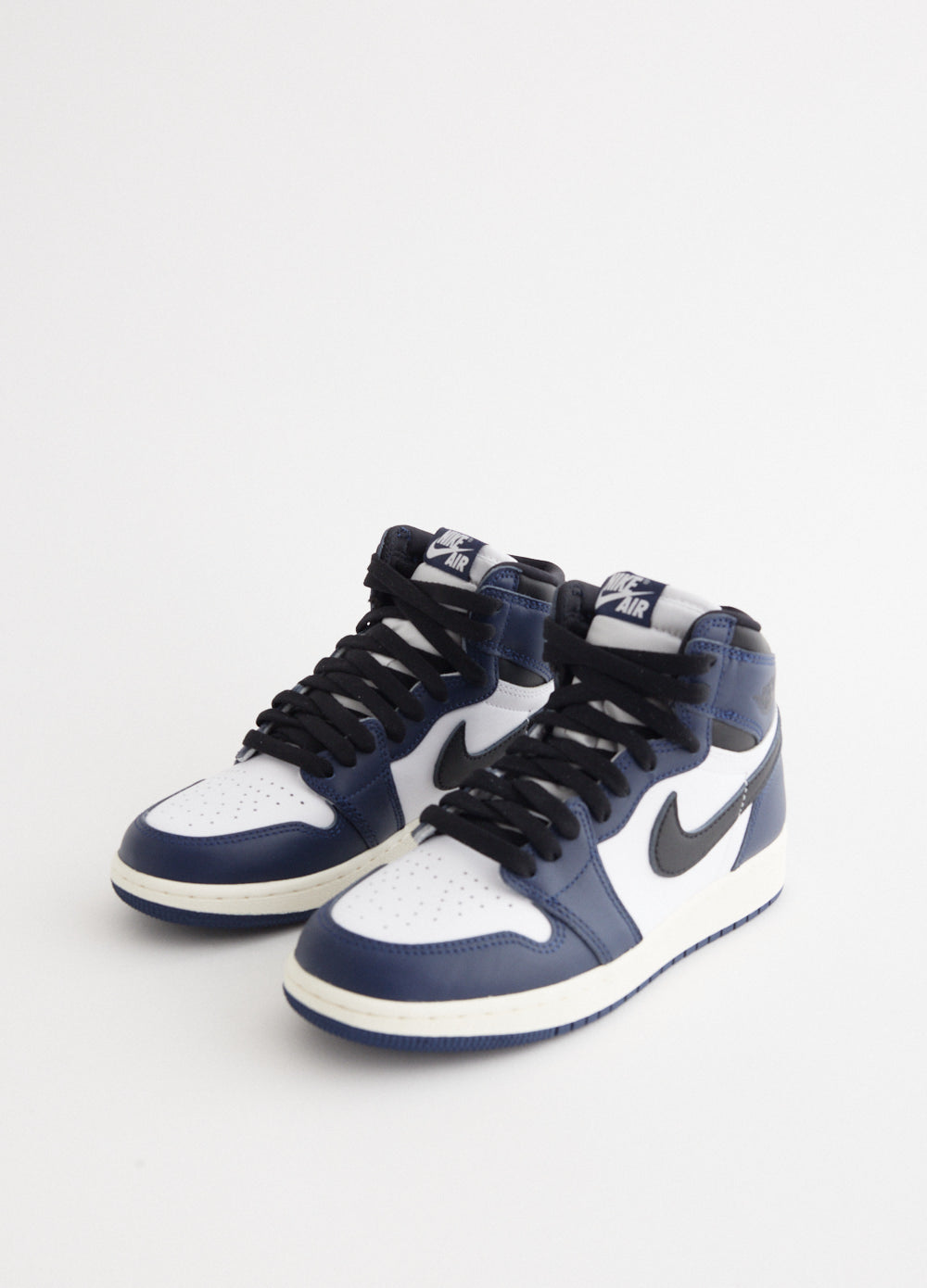 Air Jordan Retro High OG 'Midnight Navy' Sneakers (GS)