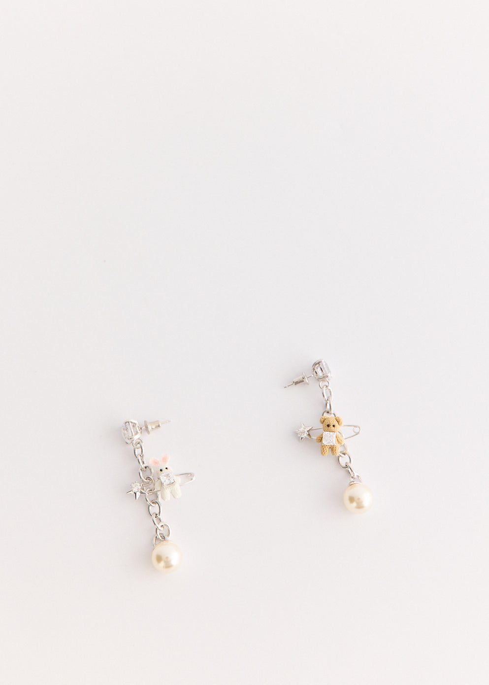 Woven Mini Bear Pin Lock Earring