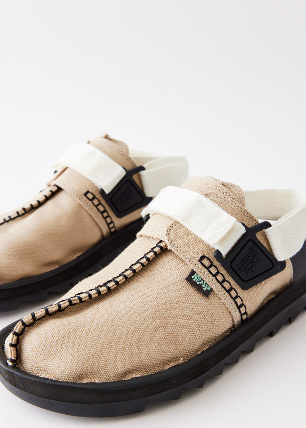 Reebok gold coast sandals Clearance