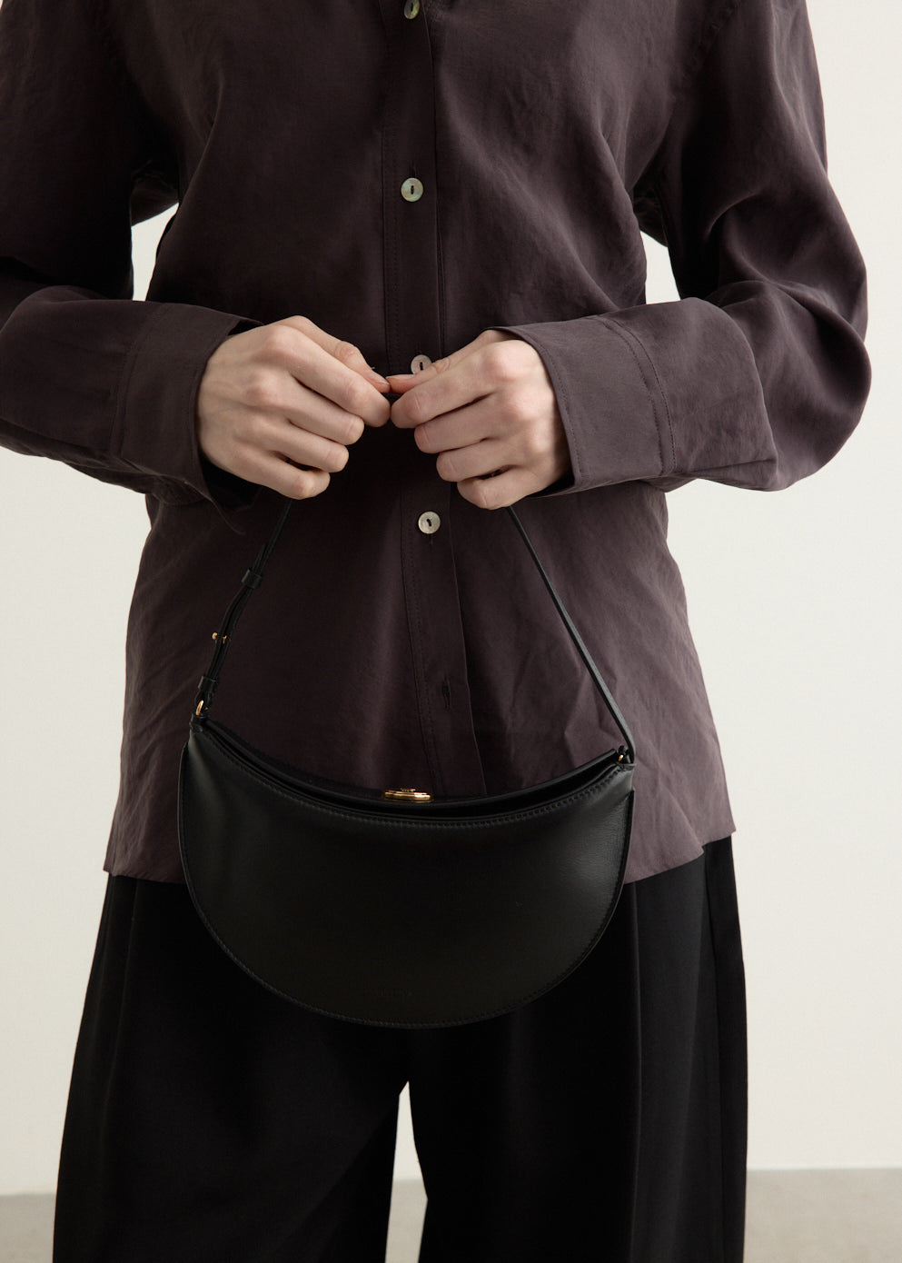 Le Petit Calisso Rond Ovalo Bag