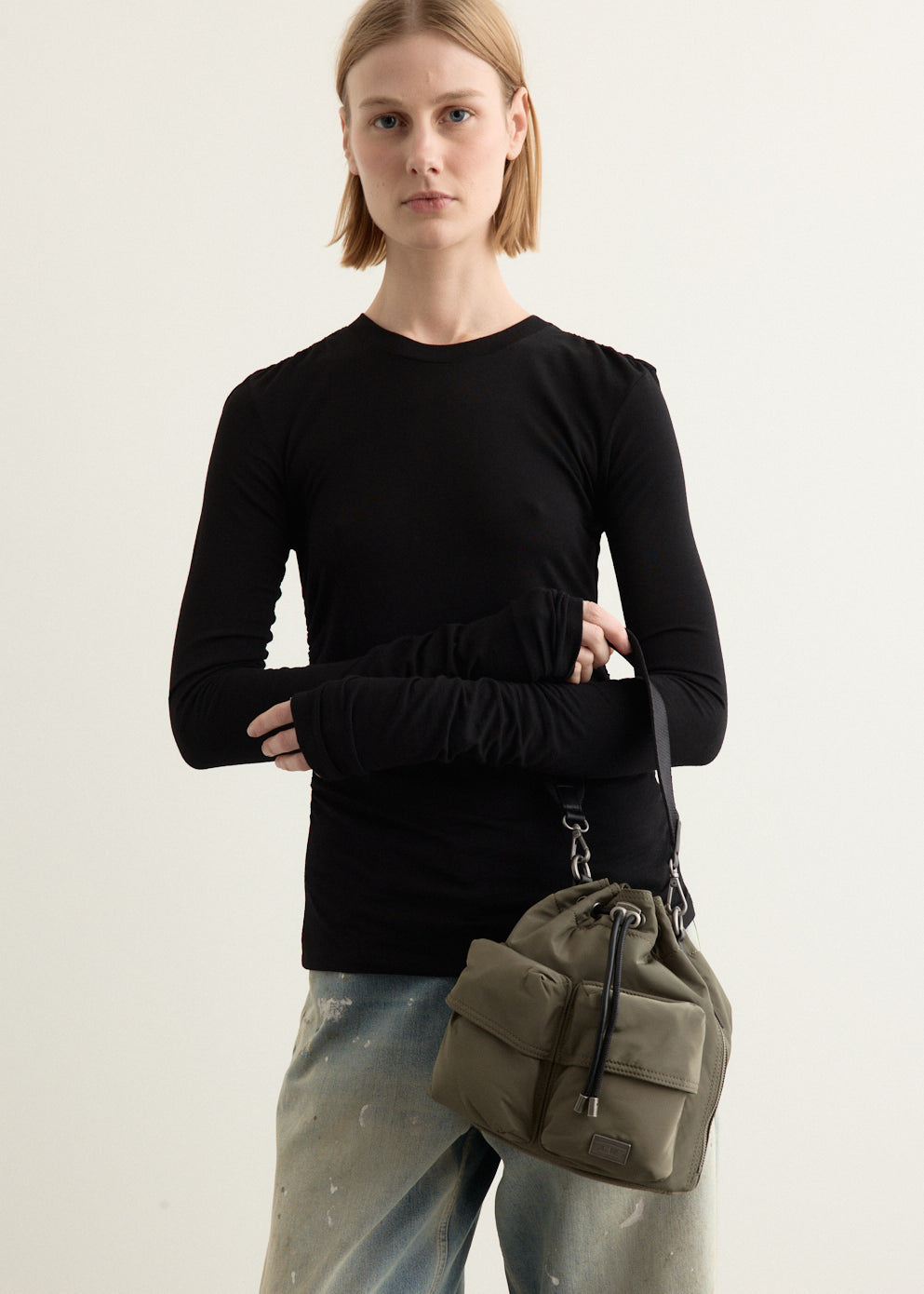 Multipocket Bucket Bag