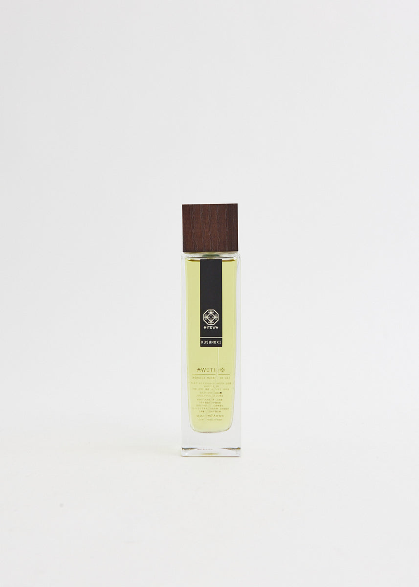 Kitowa — Kusunoki — Field & Florist