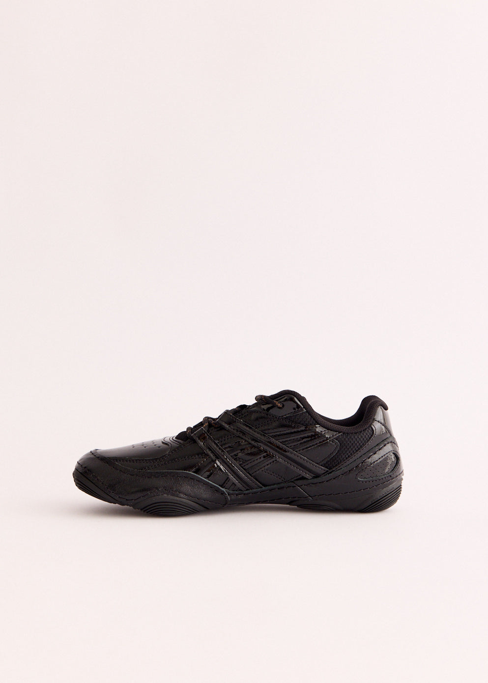 HYPERSYNC 'Black' Sneakers