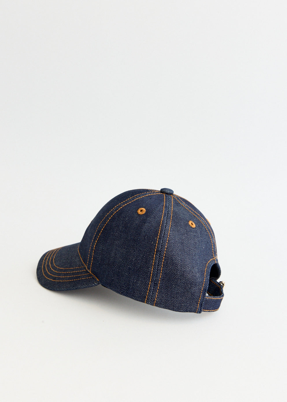 Thais Cap