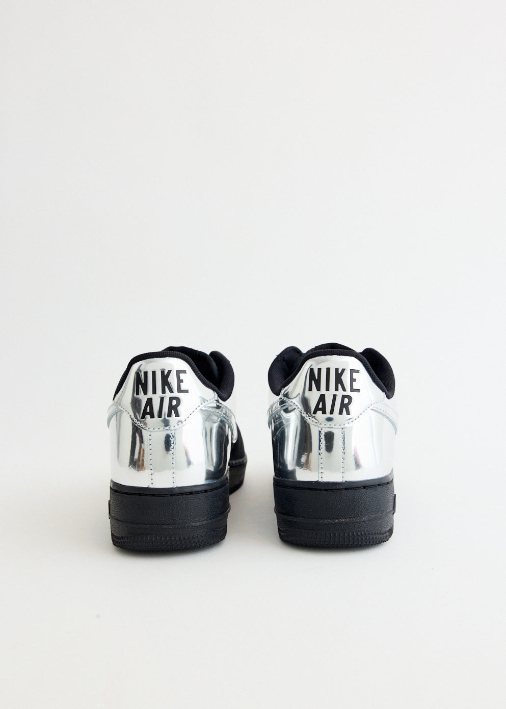 Air Force 1 Low Retro 'Black Chrome' Sneakers