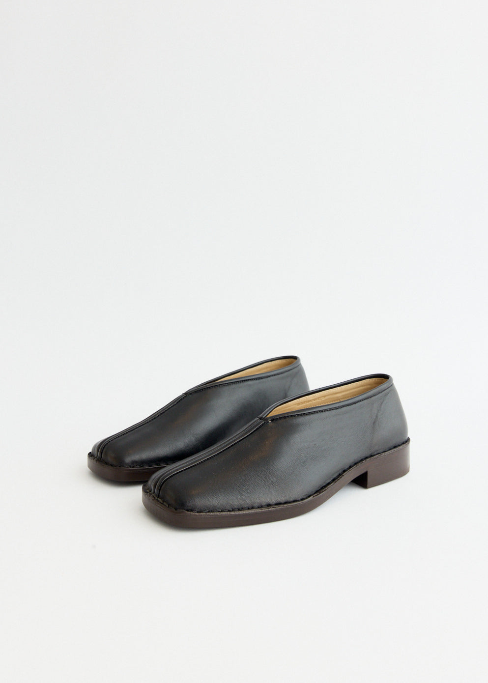Flat Piped Slippers